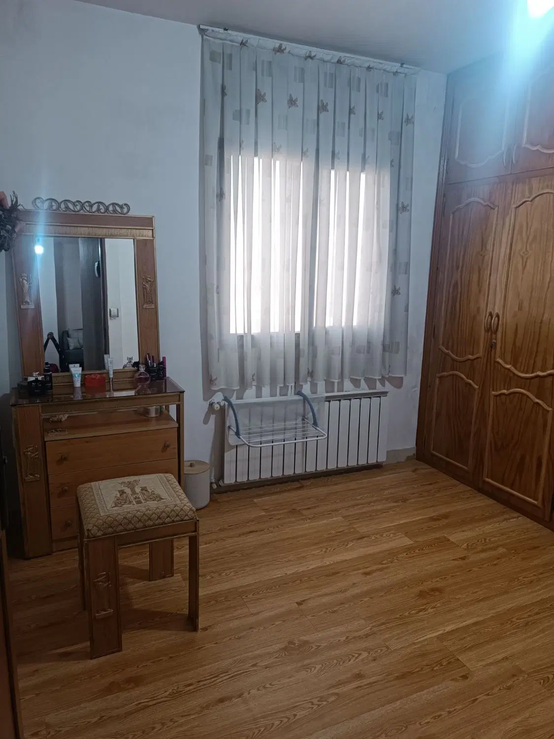 ۷۸ متری تعمیرکاری