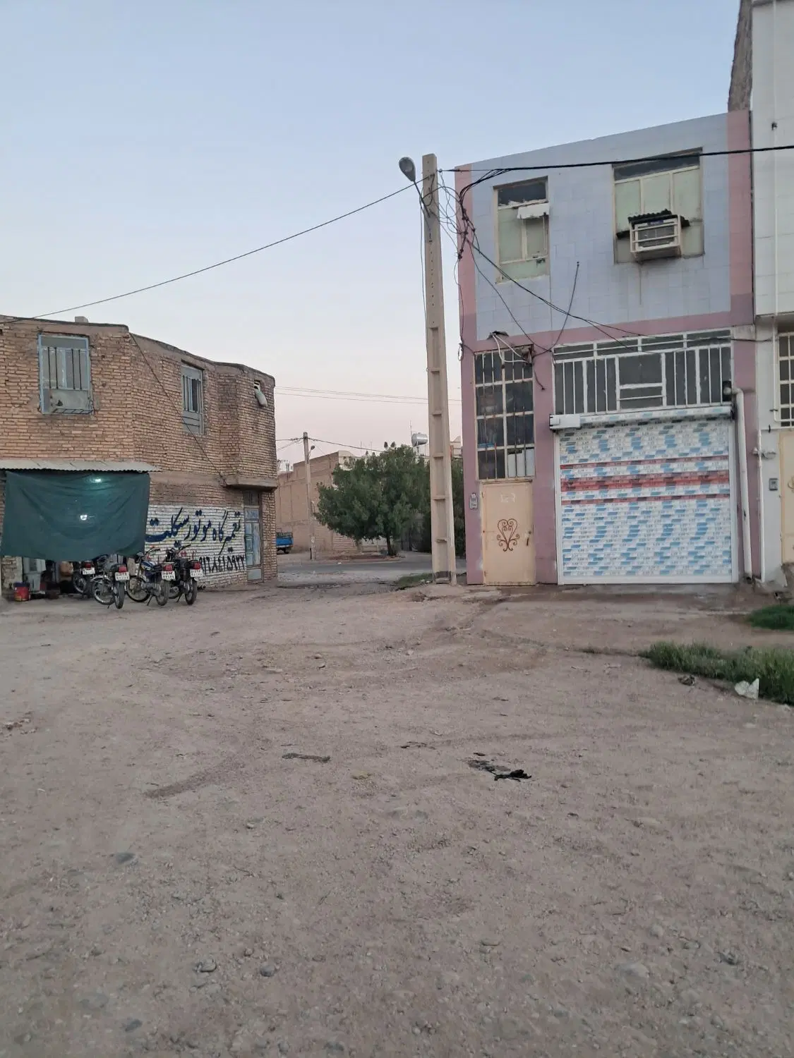 فروش یک باب مغازه ۶۰متری در۲طبقه