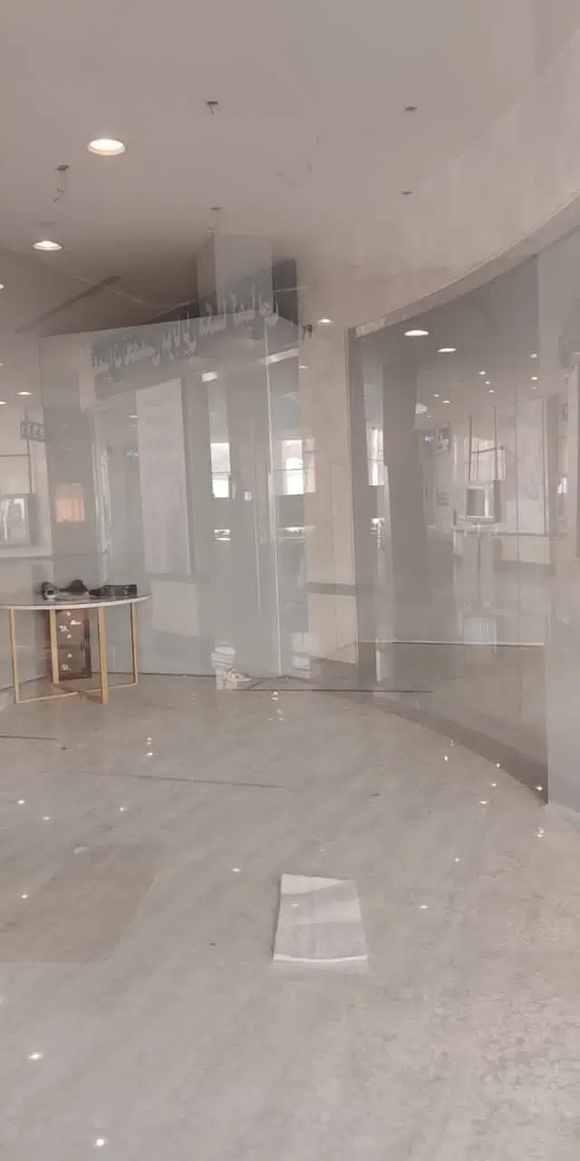 اجاره ۱۳۰ متری آکواریوم مجتمع تماس