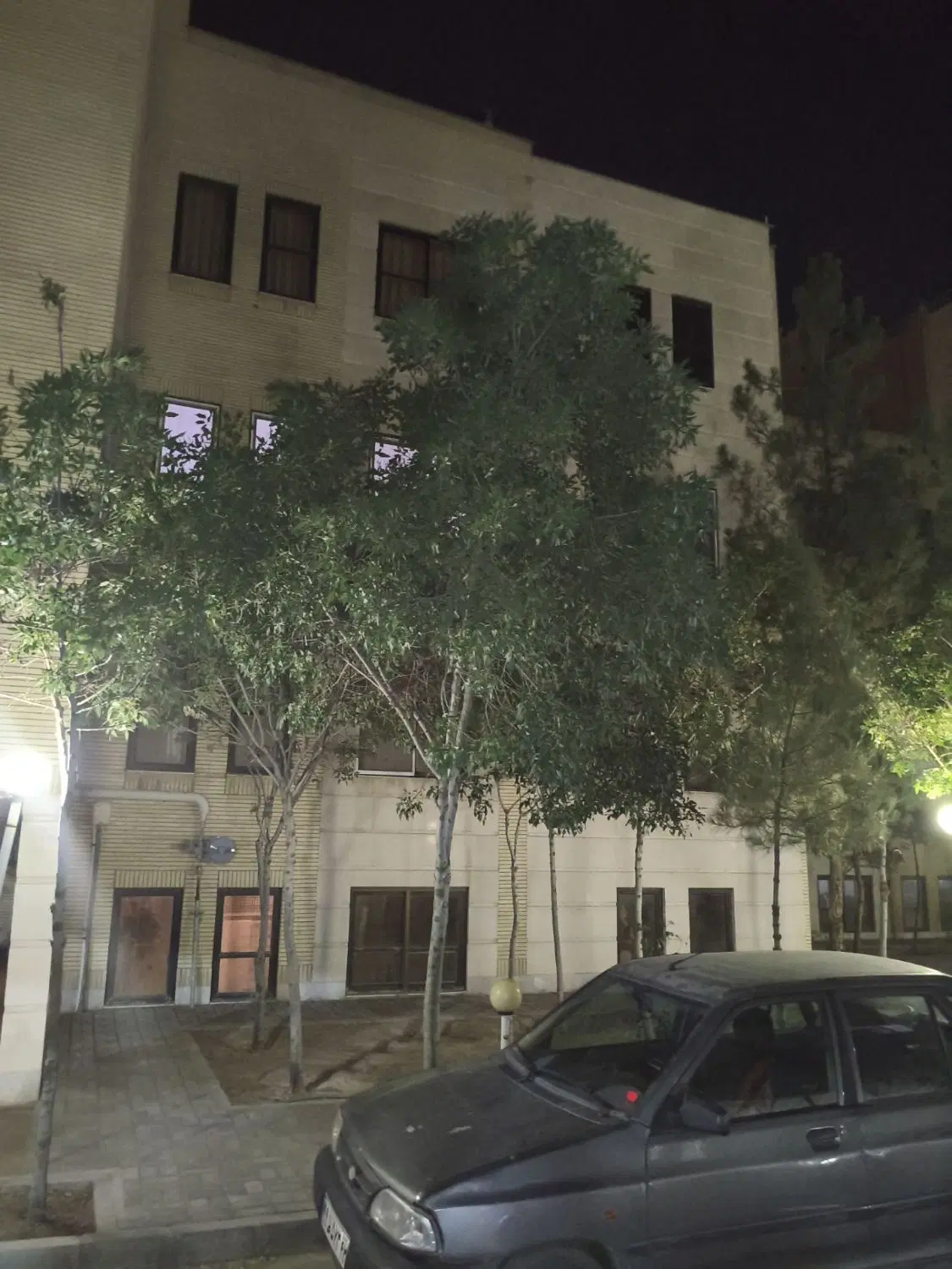 اپارتمان۱۰۳متر