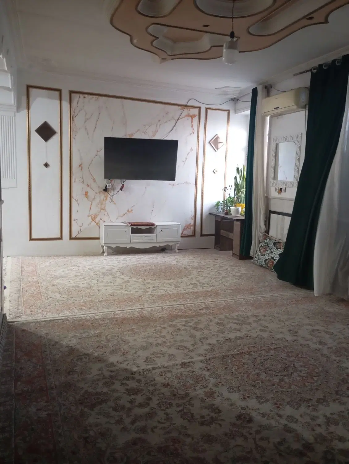 ویلایی دو طبقه سه خواب .
