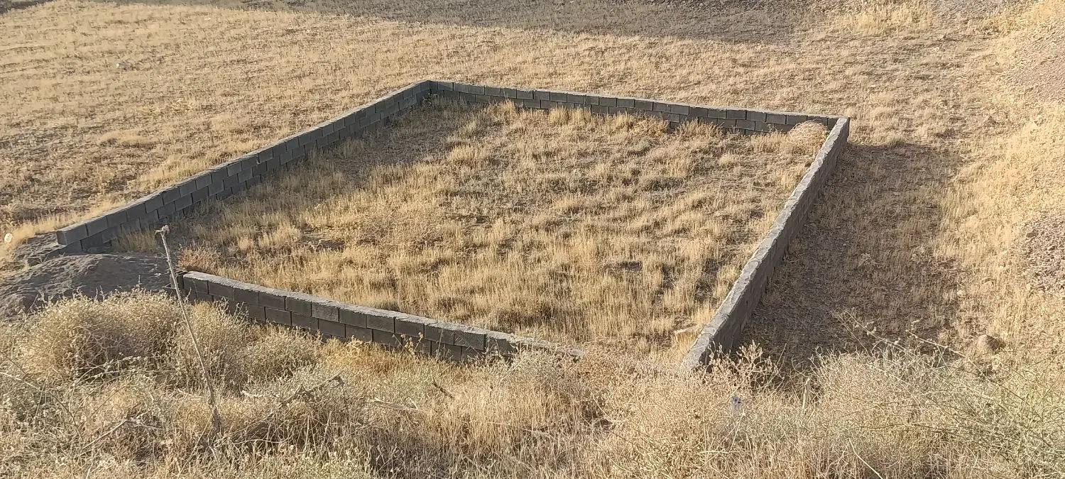 ۲۰۰ متر زمینی مسکونی ۸۰۰