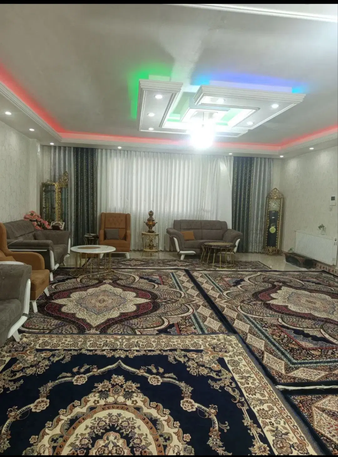 اجاره آپارتمان ۱۴۰ متری در خیابان سهند