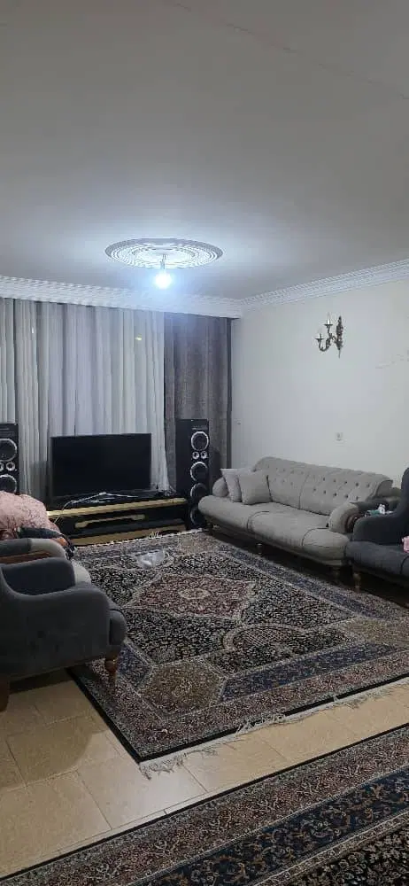 ویلایی،کلنگی