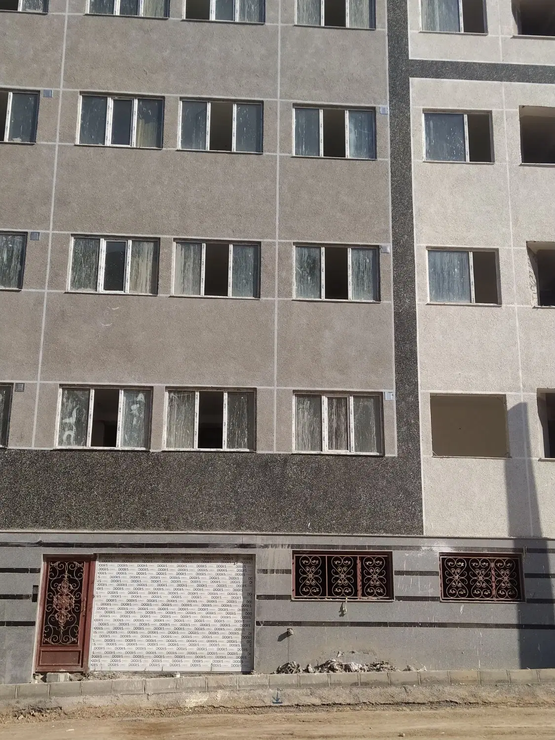 آپارتمان مسکن ملی پردیس غرب مهرآرا