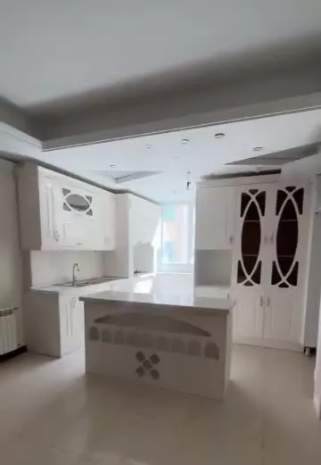 آپارتمان دو خوابه با پارکینگ