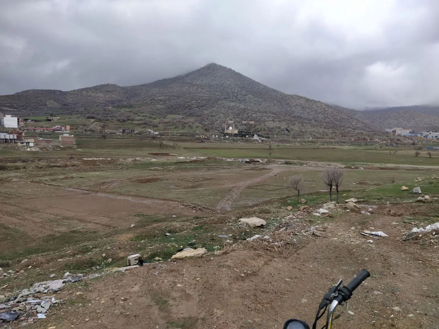 زمین مسکونی دربند نیشتمان دمامه