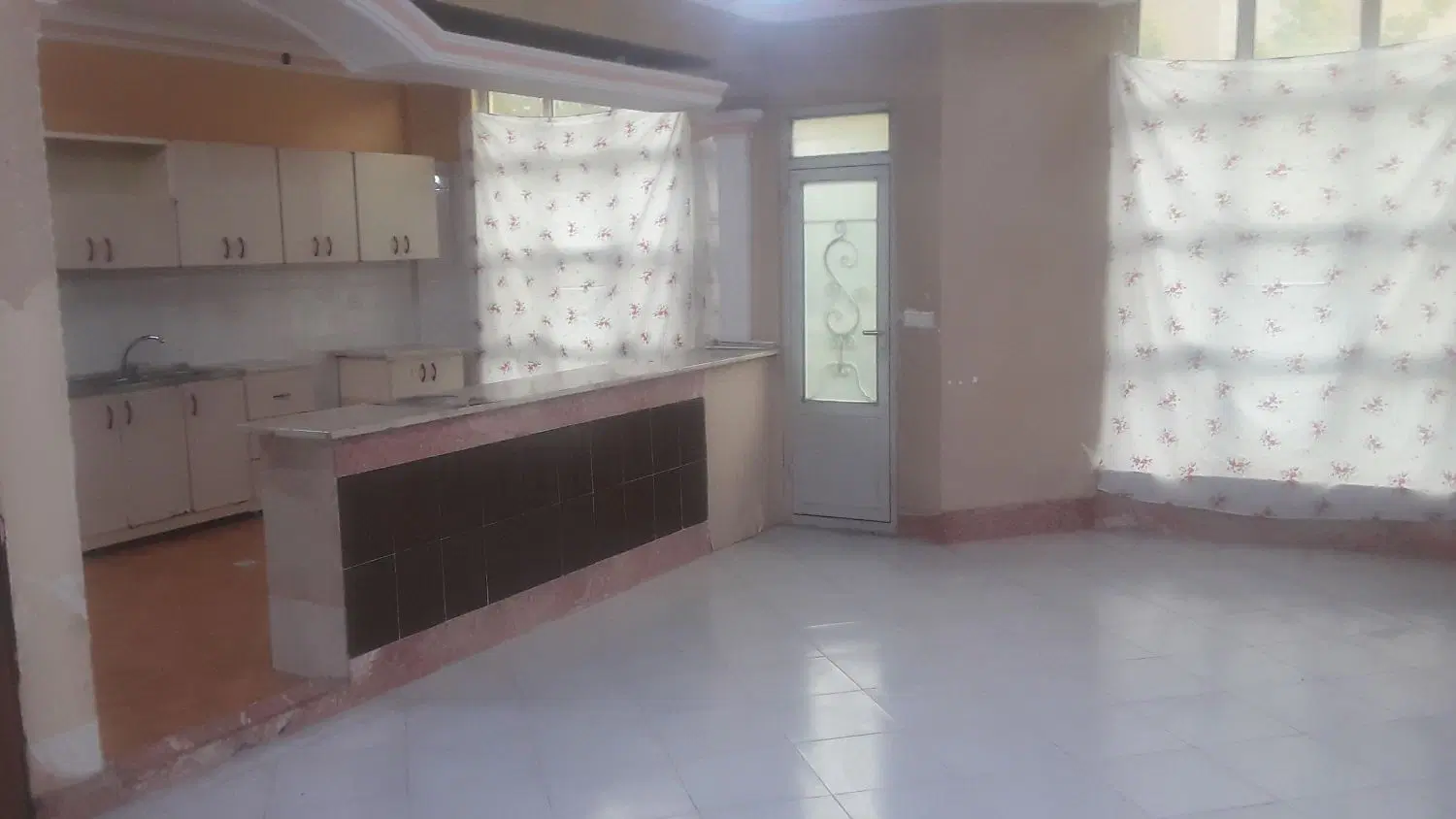 اپارتمان دو خواب ۱۲۰ متر
