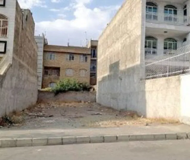 زمین مسکونی
