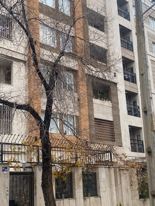 ۸۴متر ۲خوابه فول امکانات نما تراورتن_بلوار پروین