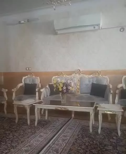 خانه طبقه۲مهندسی۱۴۰مترزیربنا۲خوابه
