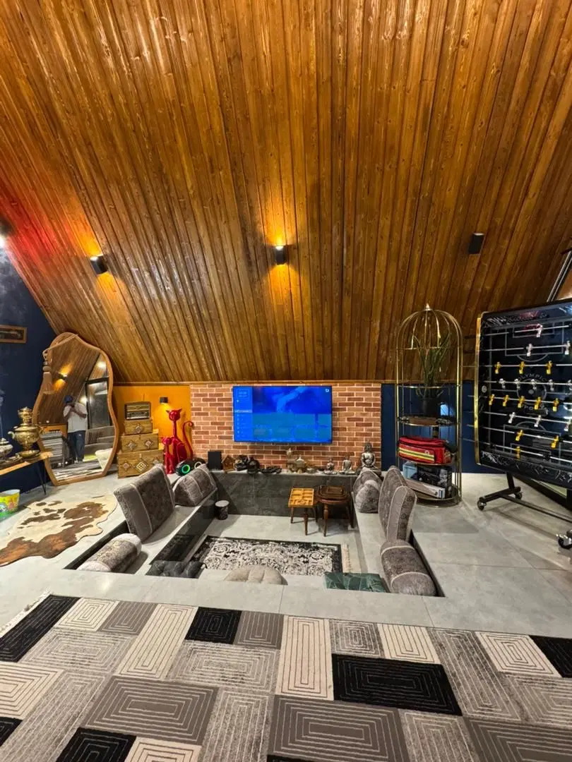 کلبه vip دل جنگل با نگهبان و کافه