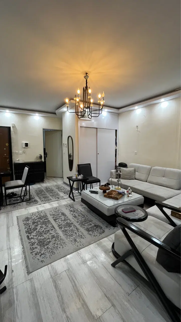 ۴۲ متر  تک واحدی. خوش نقشه