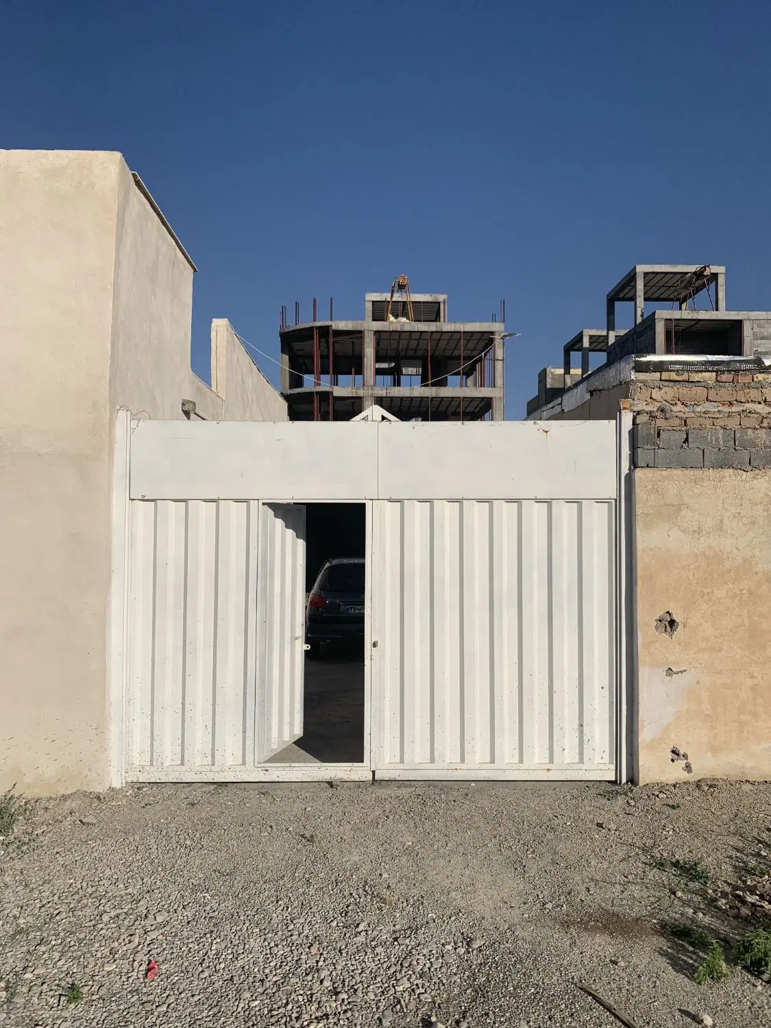 ۲۵۰ متر زمین موقعیت تجاری مسکونی