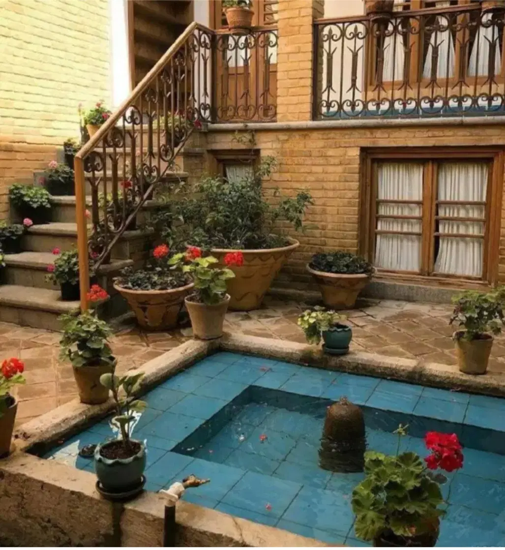 خانه ویلایی دانش