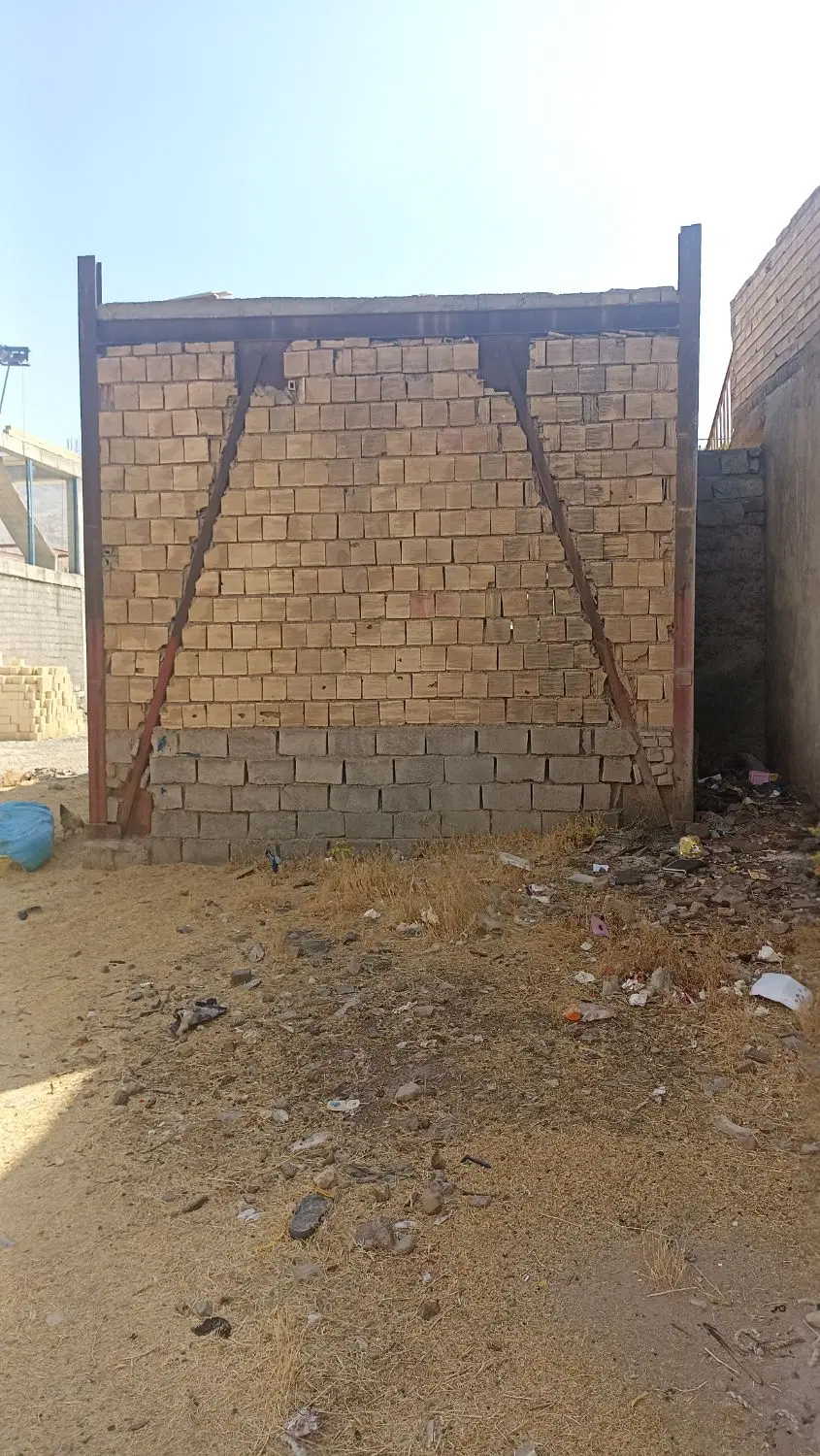 خانه نیمه کاره