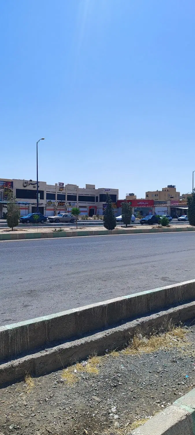 زمین بر۱۶متری d3