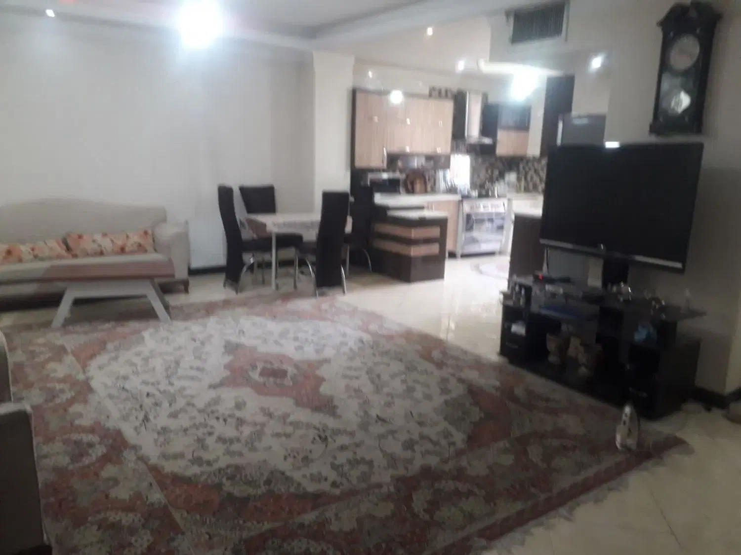 آپارتمان ۹۰ متری، وردآورد، فول امکانات