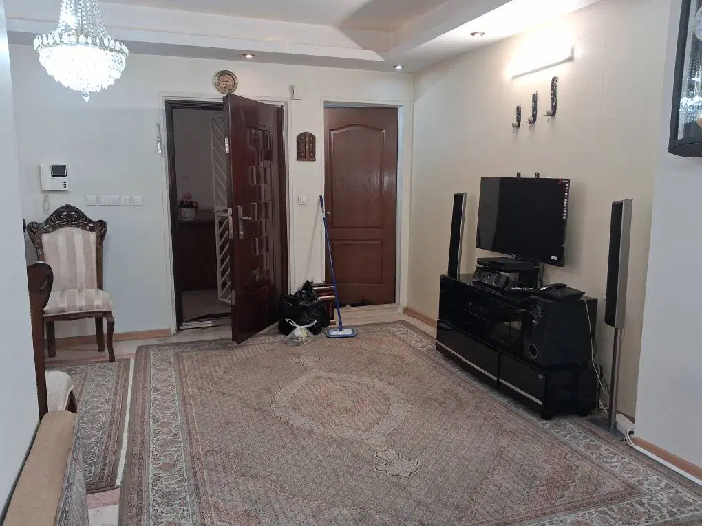 ۸۵ مترتکواحدی_فتحنایی_تهران نو_ دماوند_مبله