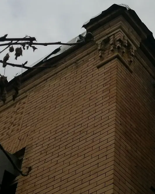 خانه سنتی دارای مجوز و قابل سکونت شخصی