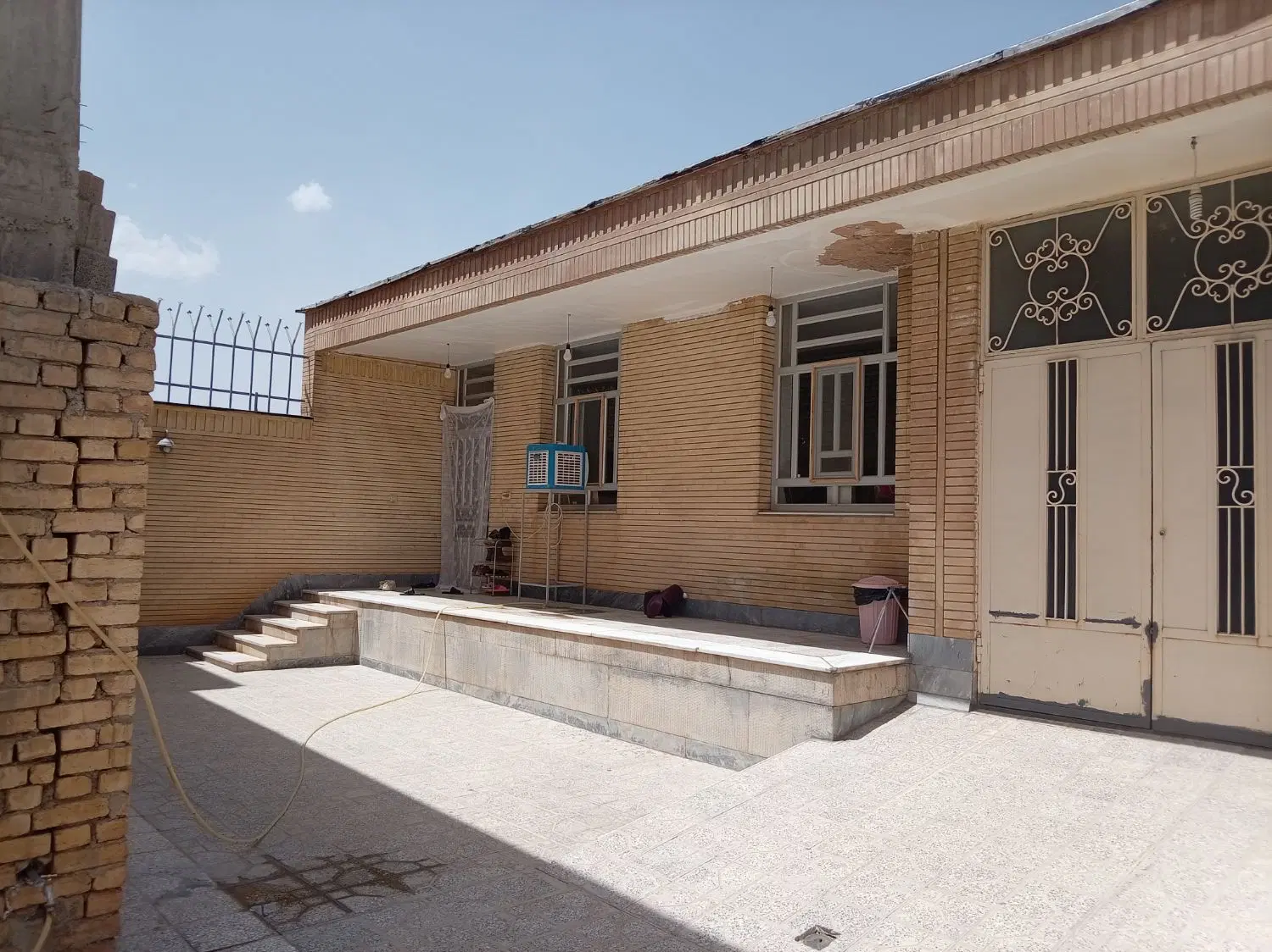فروش خانه ویلای در شهر  طاقانک