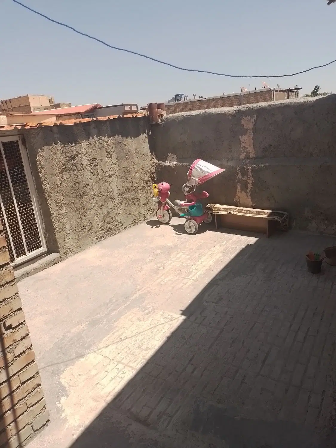 خانه سه طبقه