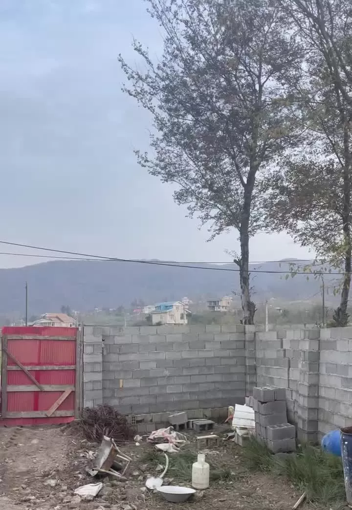 فروش زمین مسکونی سند دار بابنای نیمه کاره در چماچا