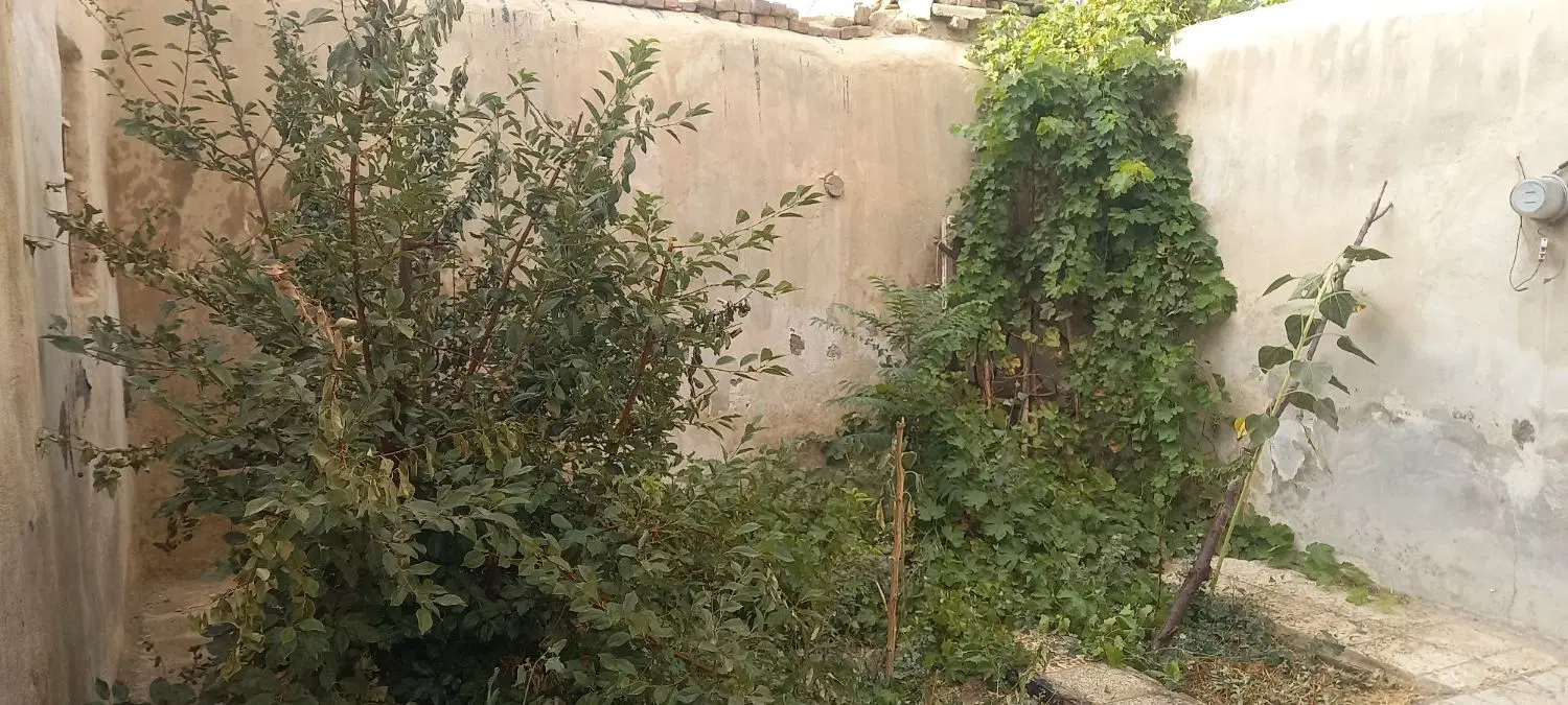 ۱۴۰ متر خونه ویلایی