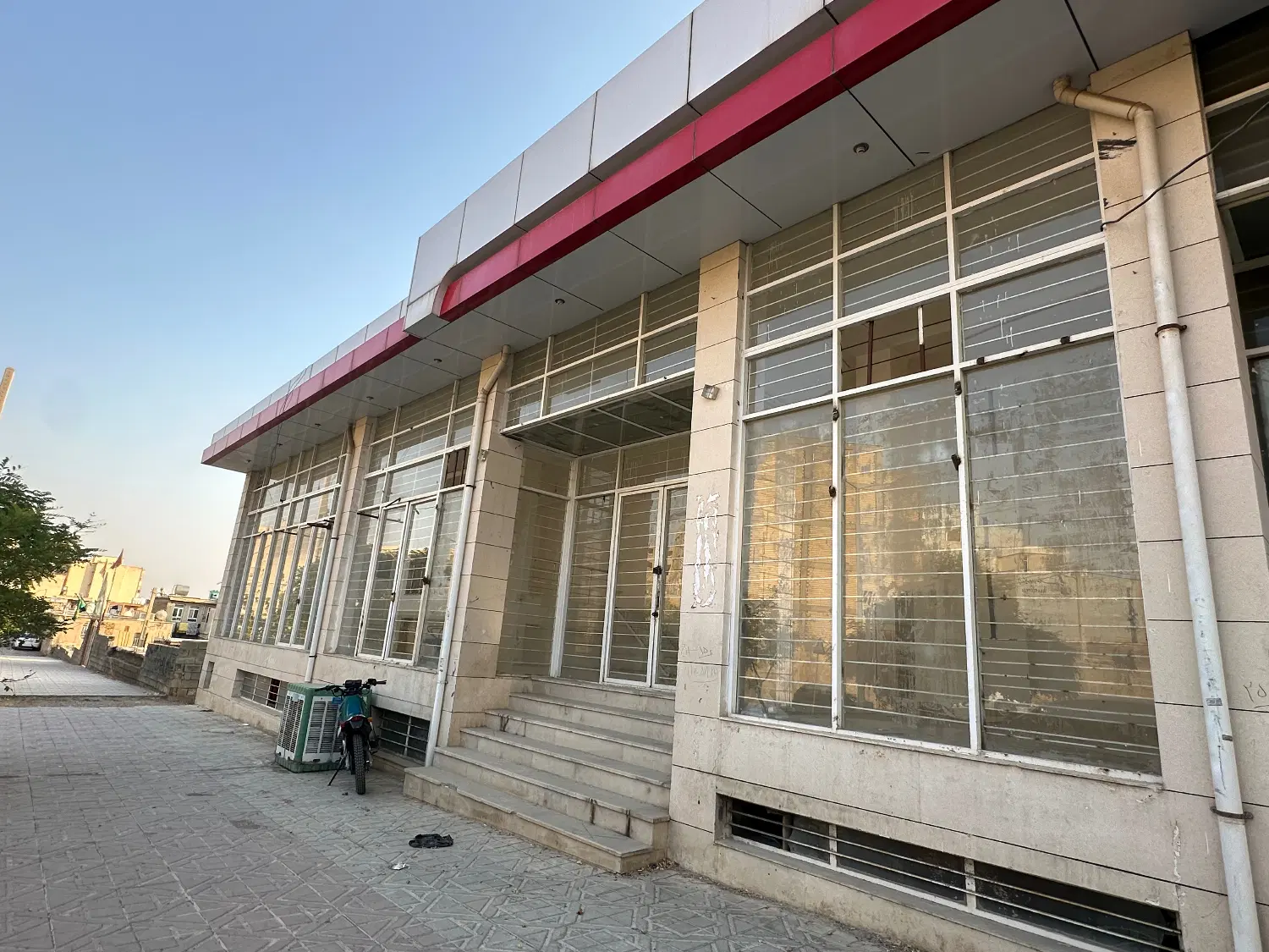 ملک تجاری