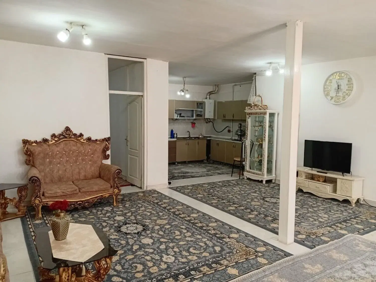 خانه واقع در  شهرک برناباد خ یاس