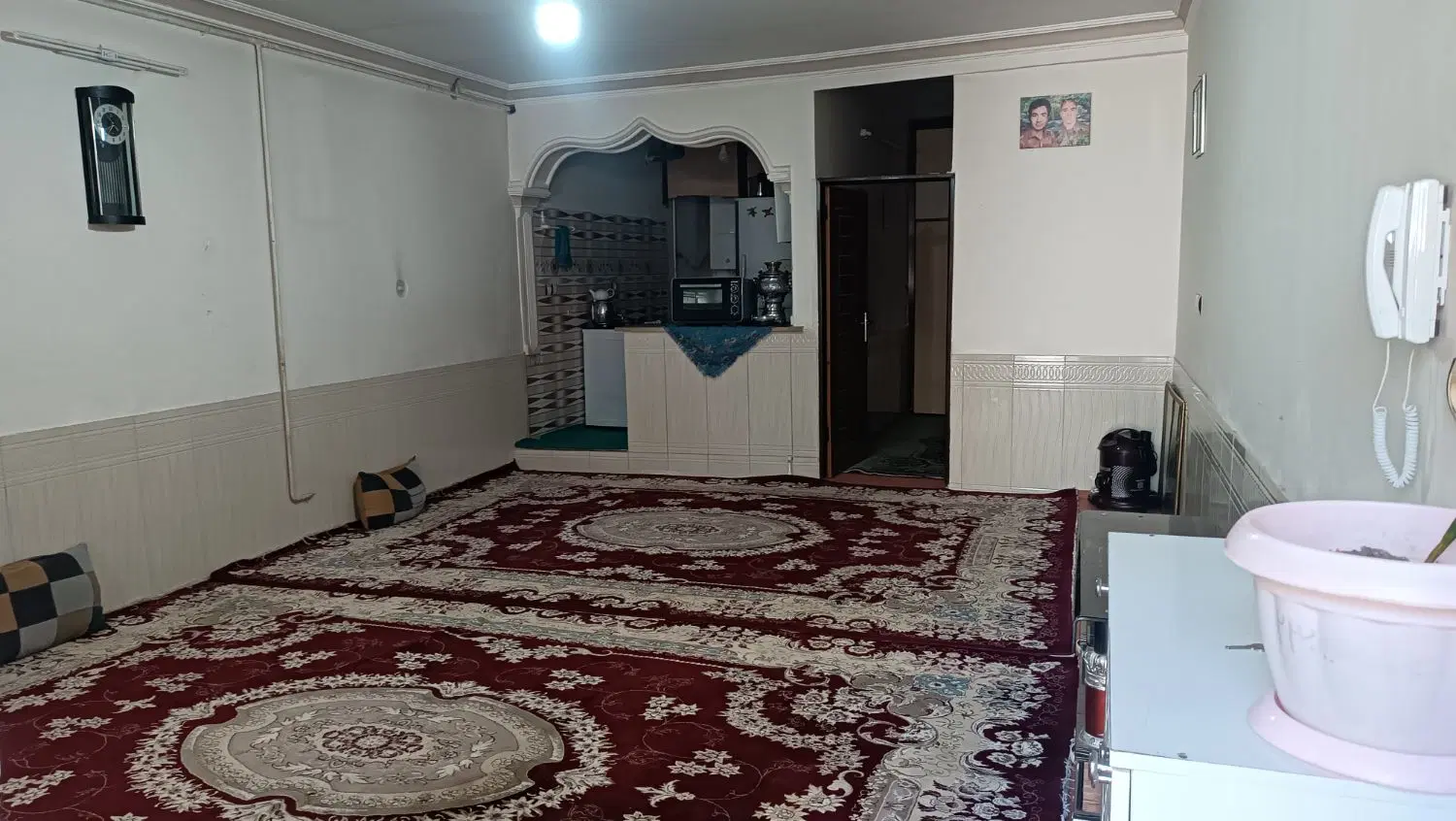 همکف راه جدا متراژ ۷۵متربا پارکینیگ غفاری۹ شیک