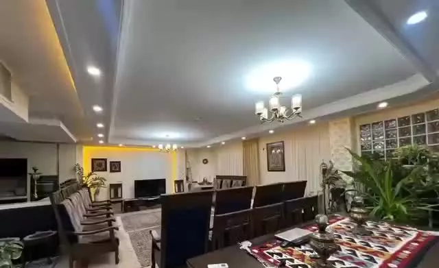 آپارتمان ۱۷۰ متری سه خوابه بلوار امام رضا