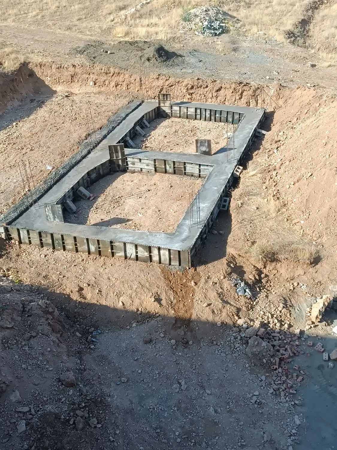 زمین طه مکاییلی امیرآباد