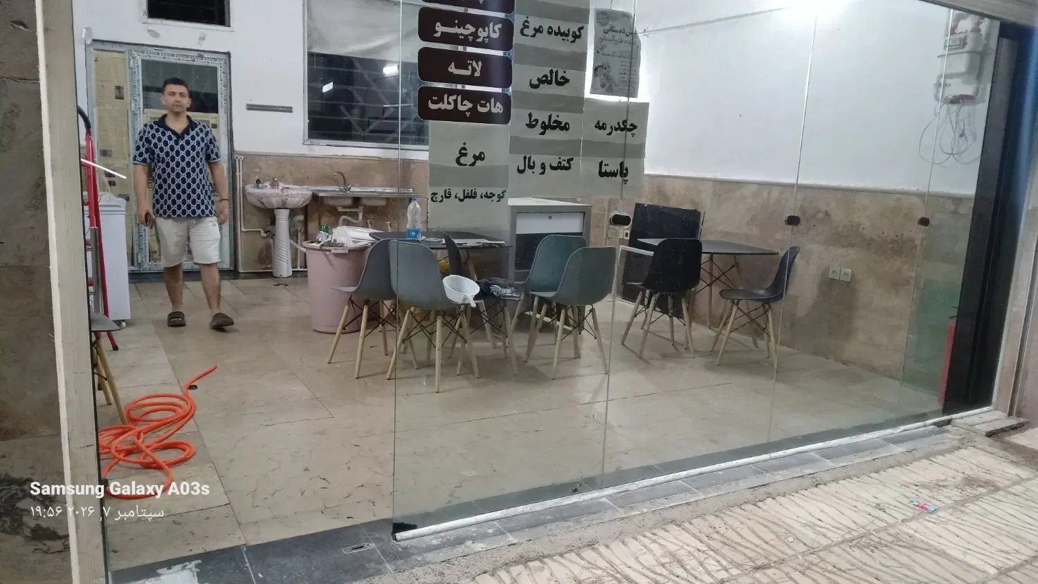 مغازه ۵۰متری ۳۵ مترکف بالکن ۱۵ متر