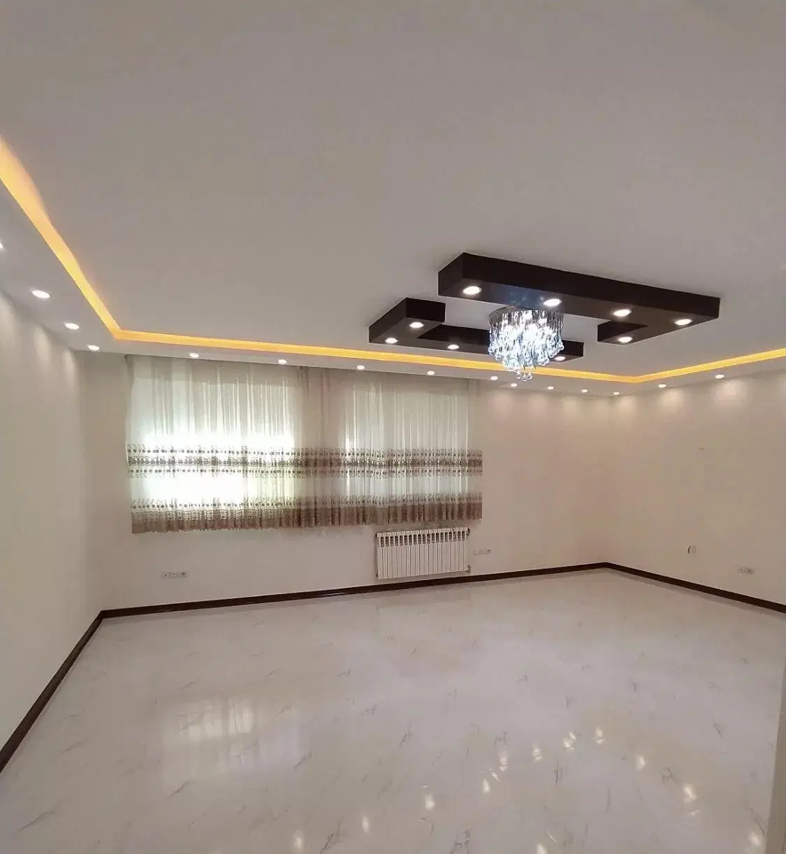 دو خوابه ۱۰۰ متری تک واحدی کوه نیایش