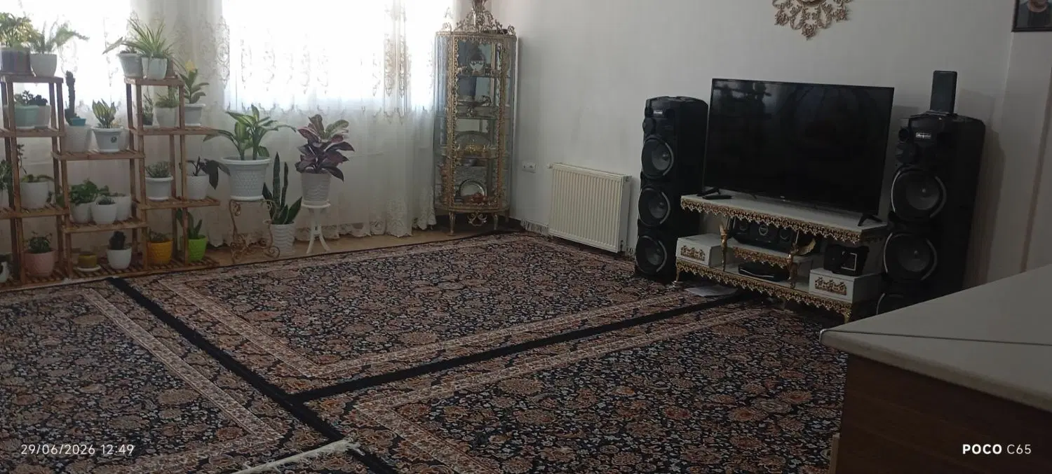 آپارتمان ۱۰۰متری طبقه دوم برق بالا