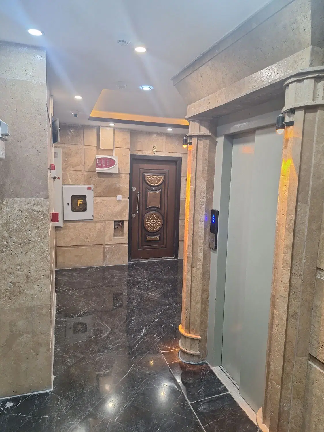 فروش آپارتمان سه خوابه مستر دار