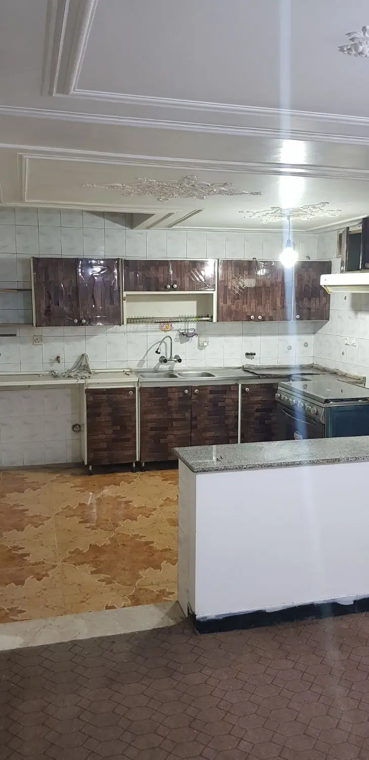 سوئیت قدوسی غربی