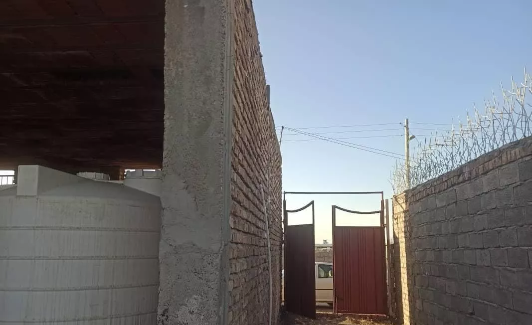 350 متر زمین با ساختمان و آب فاز1 قناتغستان