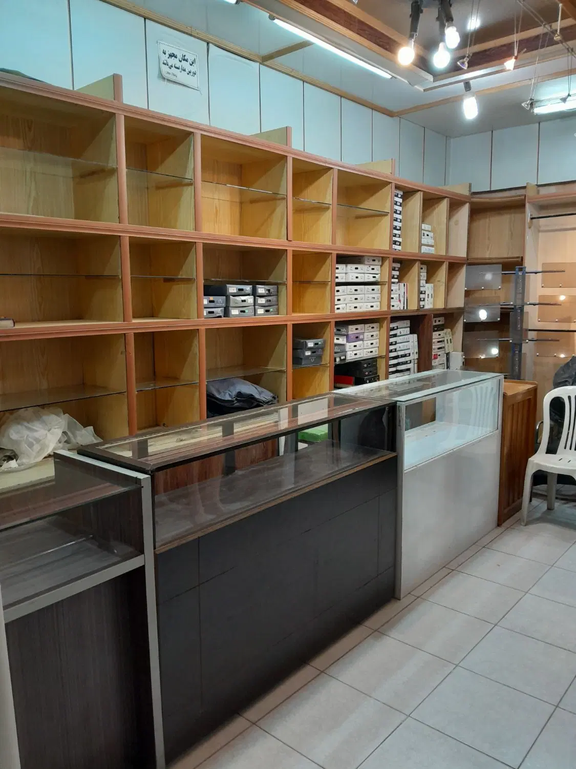 اجاره یک باب مغازه