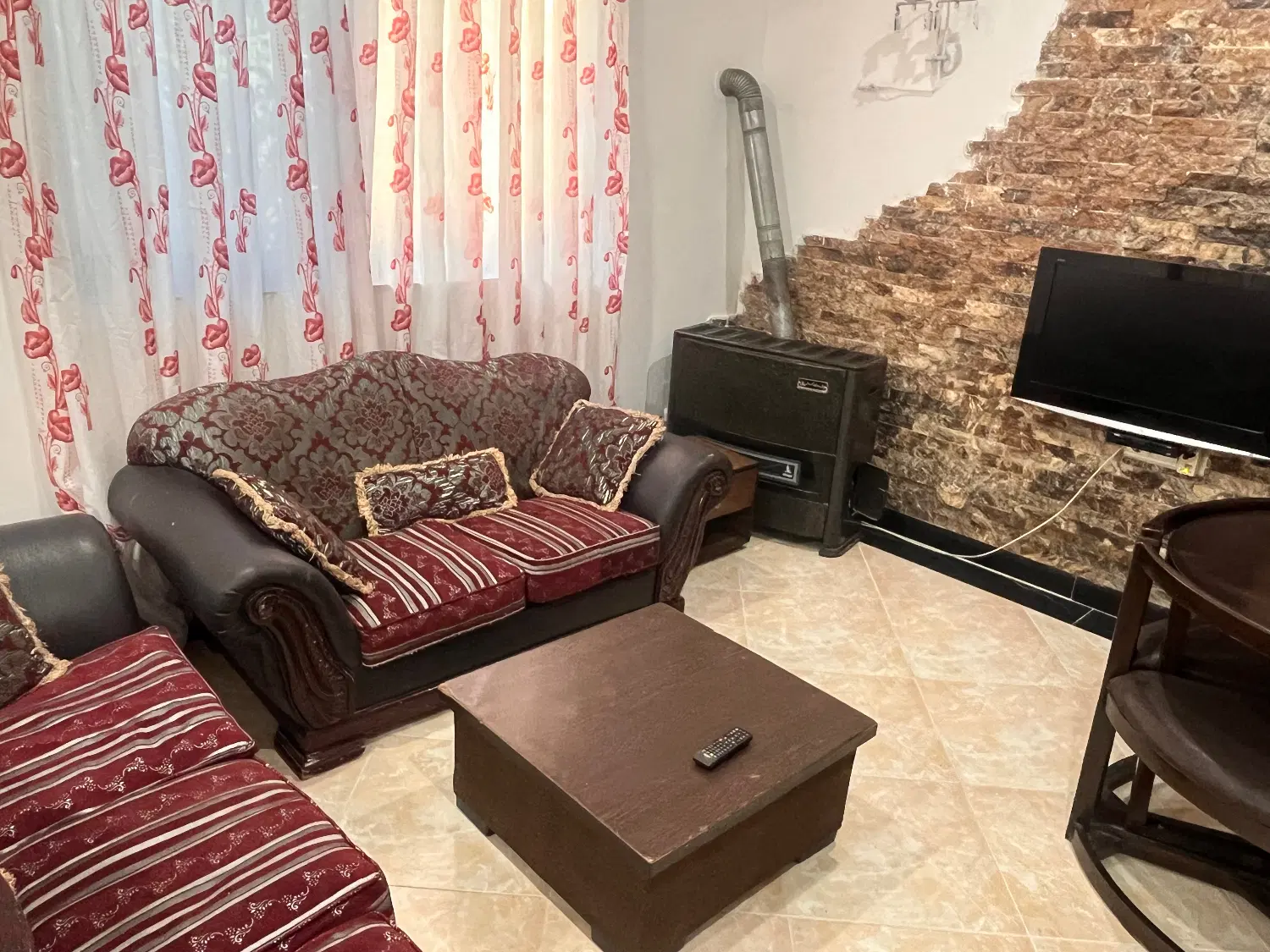 سوئیت ۶۰ متری ۱ خوابه