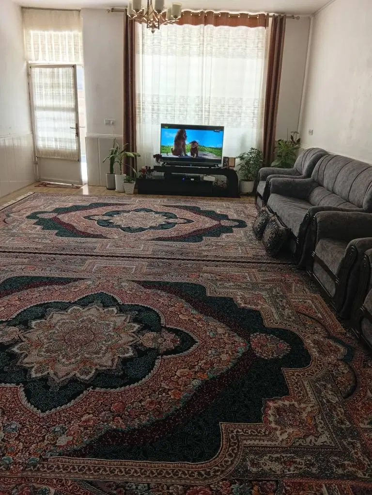 رهن طبقه همکف در شهرک صادقیه