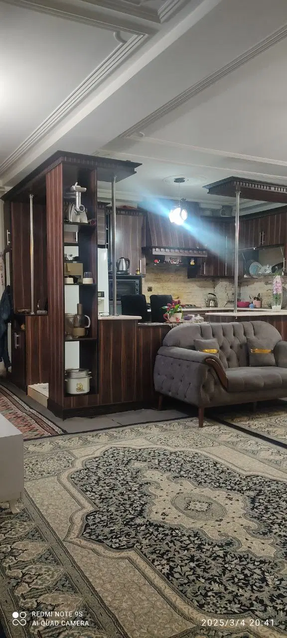 آپارتمان کوی اندیشه خ لاله 79 متری