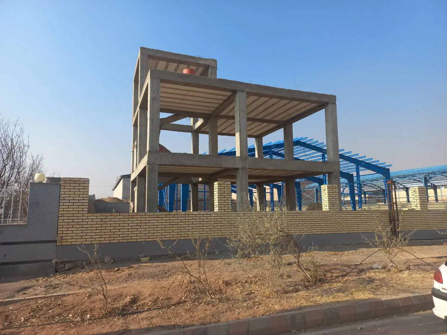 فروش کارخانه 2620 متری شهرک صنعتی بیلوردی