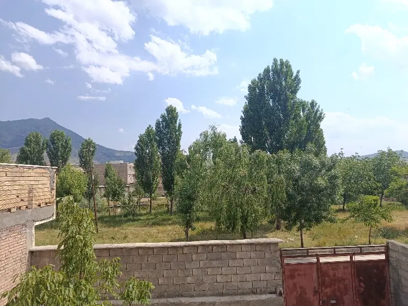 ساختمان مسکونی سه طبقه