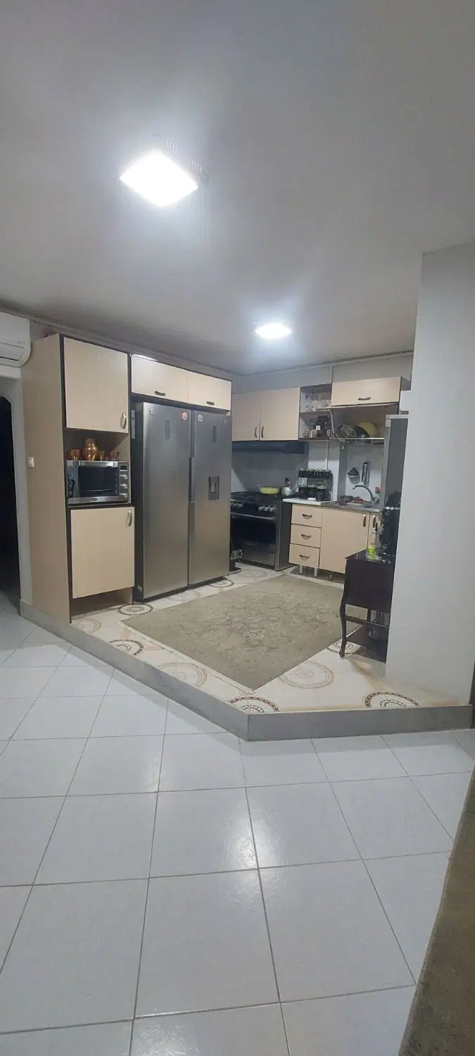 اپارتمان رهنی کارخانه قند طبقه اول(املاک ایزدپناه)