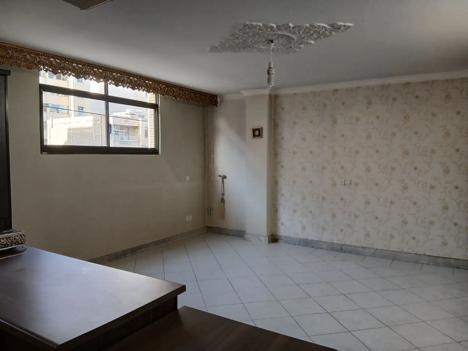 آپارتمان در اشراق شمالی
