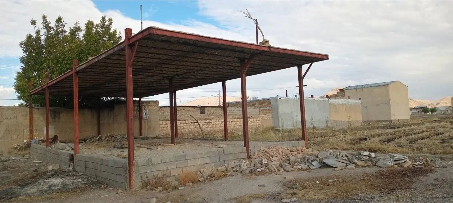 ساختمان نیمه ساخته