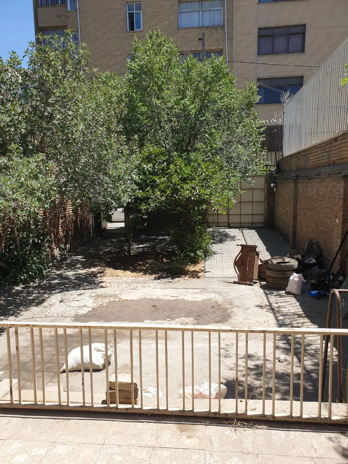 ویلای جهت اجاره کافه و خدماتی