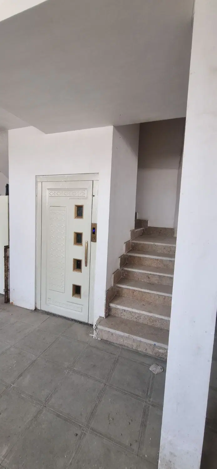 آپارتمان پارکینگ وآسانسور صفر